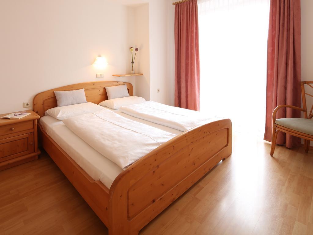 Residence Rose San Candido Chambre photo